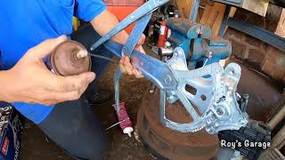 How to Replace the Front Power Window Motor on a 2019 Toyota Sienna