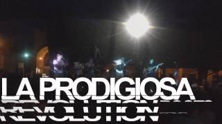 LA PRODIGIOSA ROOTS - INTRO y REVOLUTION SONG