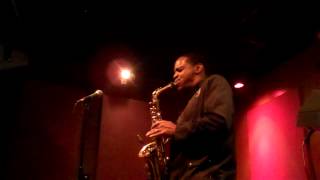 Jackiem Joyner performs Dance With Me live at Spaghettinis