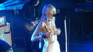 Download lagu The Pretty Reckless - Zombie live in Paris by Emii mp3