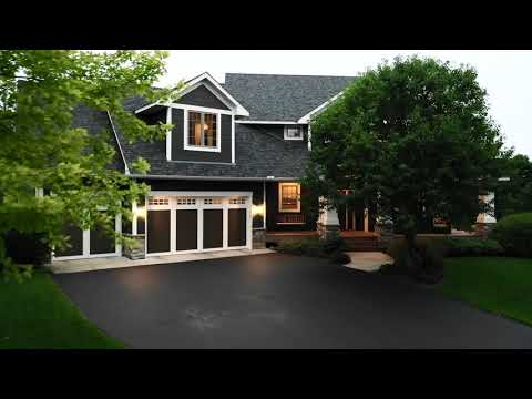 1585 Oakpointe Dr Waconia, MN 55387