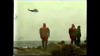 preview picture of video 'Helicopter rescue of Russian  sailors.'
