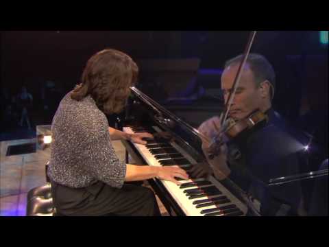 Yanni - Samvel amazing violin piano duet (Live 2006) great performance