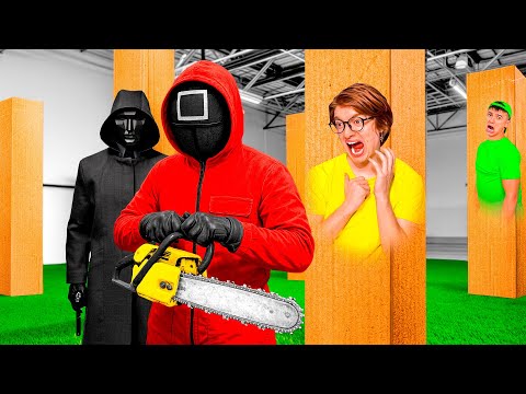 Extreme Hide and Seek in Boxes against Squid Game Guards & Superheroes !