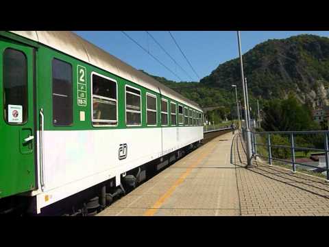 Odjezd vlaku Os 6818 ze zastávky Mojžíř