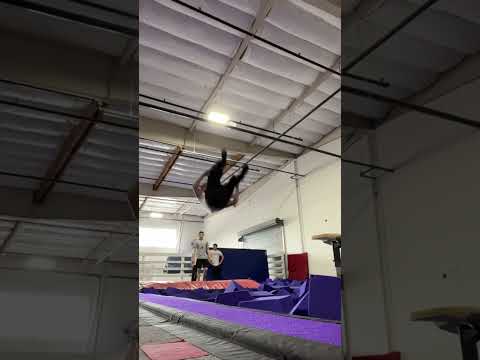 SLOW MOTION TRIPLE FRONT FLIP 🔥 Gymnast Training Trampoline Tumbling Cirque Du Soleil Fitness