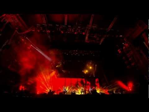 Coldplay - Fix you + Why Does It Always Rain On Me (Travis-sample) (Live @ T in the Park 2011)