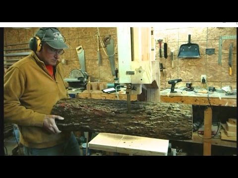 Milling a Walnut Log With Matthias' Big Bandsaw