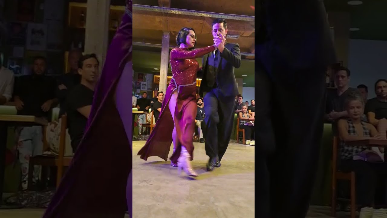 Roxane Camargo & Giuliano Calvimonte - El Último Café (1/3)