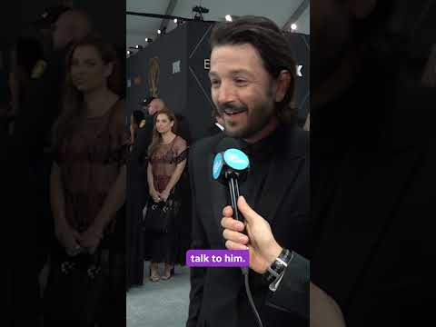 Diego Luna's hilarious reaction to Pedro Pascal's arm sling at Emmys Shorts