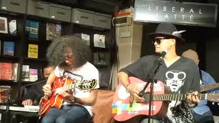 Download lagu Pretty Ugly-Gadisember (Live at Liberal Latte 25/1/25) mp3