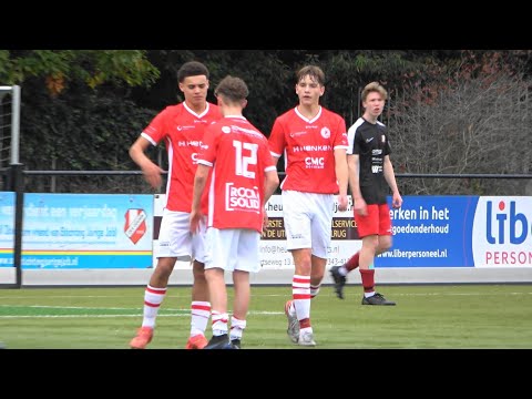 Eerste helft Kampioenswedstrijd DEV Doorn JO19-1 - vv DOVO JO19-1.