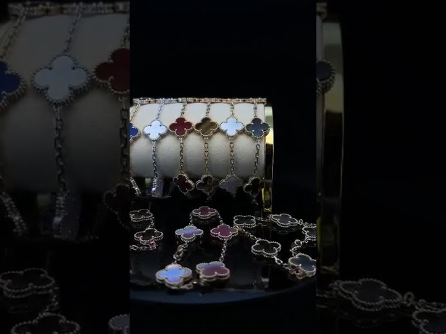 اسوارة فان كليف خمس وردات فينتاج الامبرا