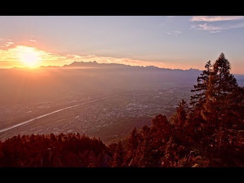 Original Atmovie 4K - Sonnenuntergang am Säntis (Blick aus LIechtenstein)