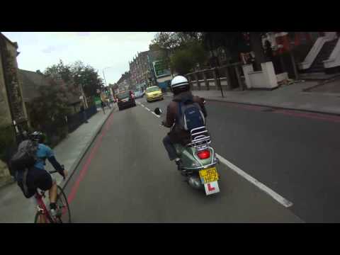 LC58 XTY - Close pass and on phone