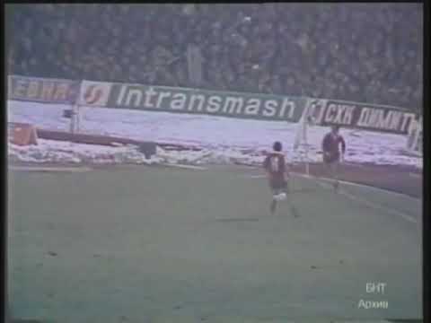 ECC 1981-82. Quarter-finals. CSKA Sofia - Liverpool FC. Highlights.