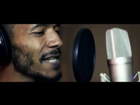 BIBI CRAVEUR - BIBI CRAVEUR EST LA (Clip Officiel)