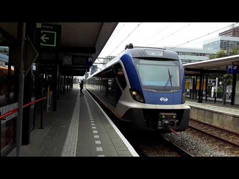 SNG 2330 Vertrekt uit Station Den Haag Laan van Noi!