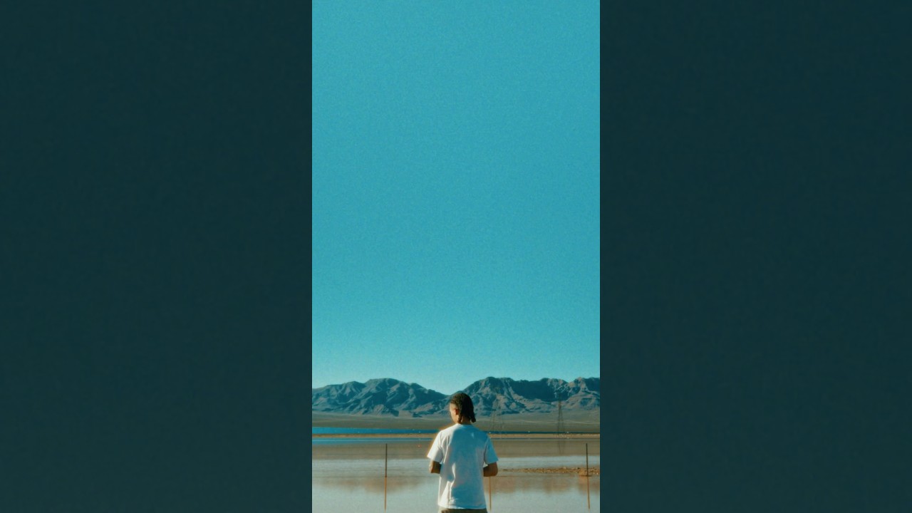 Music Video “SPARK” Today 22:00