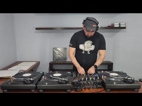 Dj ChoocK  - EuroDance 90's - Dance Music - Call Me