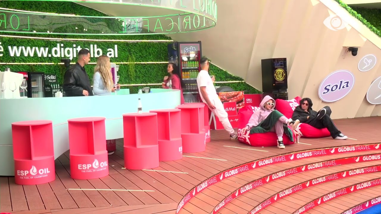 Unë rri me kë të më dojë qejfi/ Edisa- Stenaldos: Ke bërë më shumë ofendime se Rogerti