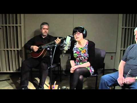 Dervish plays "Welcome Poor Paddy Home" with Cathy Jordan providing the vocals.