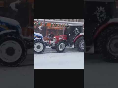 Massey ferguson vs new holland çekişmesi. 😯😯😎😎 #shorts #traktor #newholland #masseyferguson #traktör