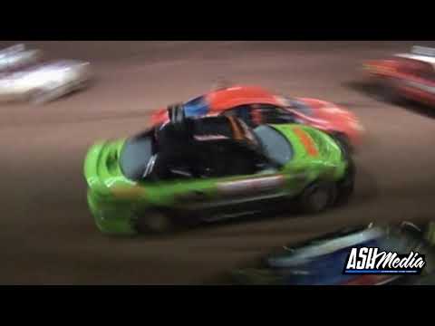 Modified Production: Parkinson, Carlin and Pagel Crash - Maryborough Speedway [Classic]