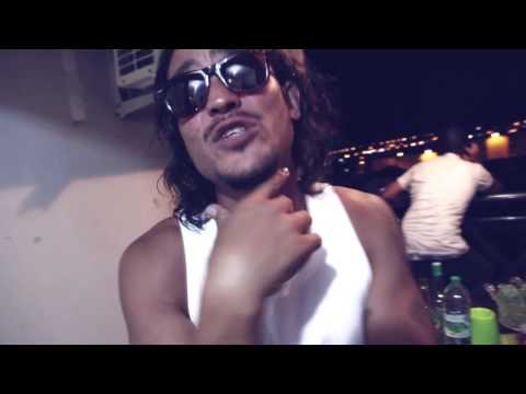 MR BOOBZ  "  MOIN  MEME "