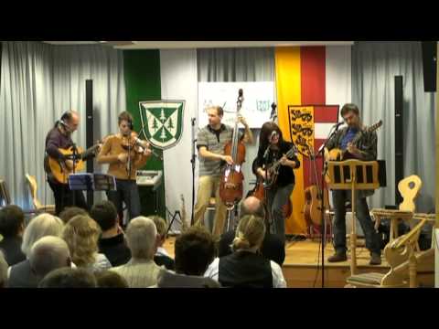 ELENO KERKO ELENO - TRIPLETS live