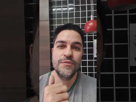 Notebook com Formigas, cocegas ao usar rsrs #manutencaopreventiva