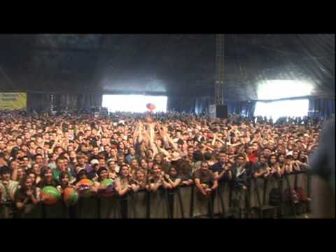 Delorentos - Stop (Official Video)