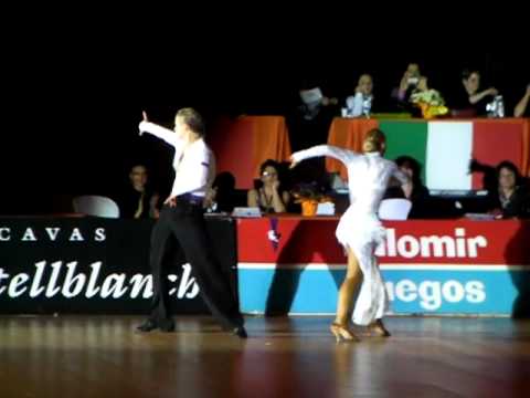 George Sutu - Ludivine Brangbour | Samba | V D.O. World Dance Sport 2011