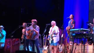 Jimmy Buffett "Take The Weather With You" live Wrigley Field, Chicago 7-15-2017