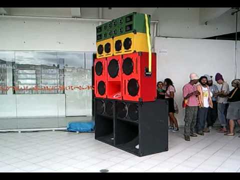 Quilombo Hi-Fi no CCJ,part 2