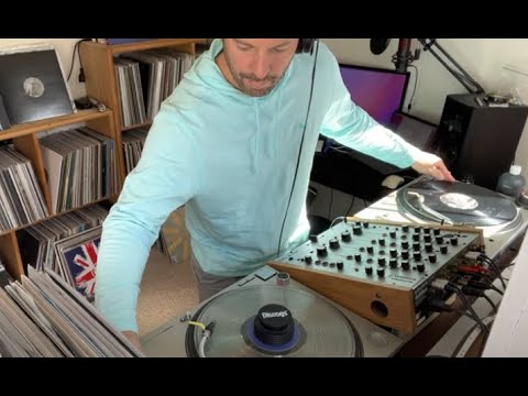 Video Vinyl Mix #11 - Almost Hear (Deep Techno, Acid, Tech House)