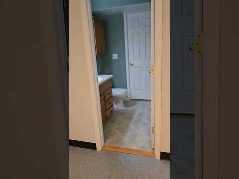 Amazing 3 Bedroom 3.5 Bathroom Townhouse property video