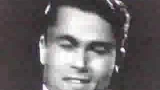 Bài hát Elle Était Si Jolie - Nghệ sĩ trình bày Alain Barrière