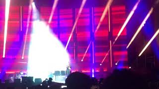 Por debajo de la mesa- Ana Guerra y David Bustamante Concierto Bernabéu