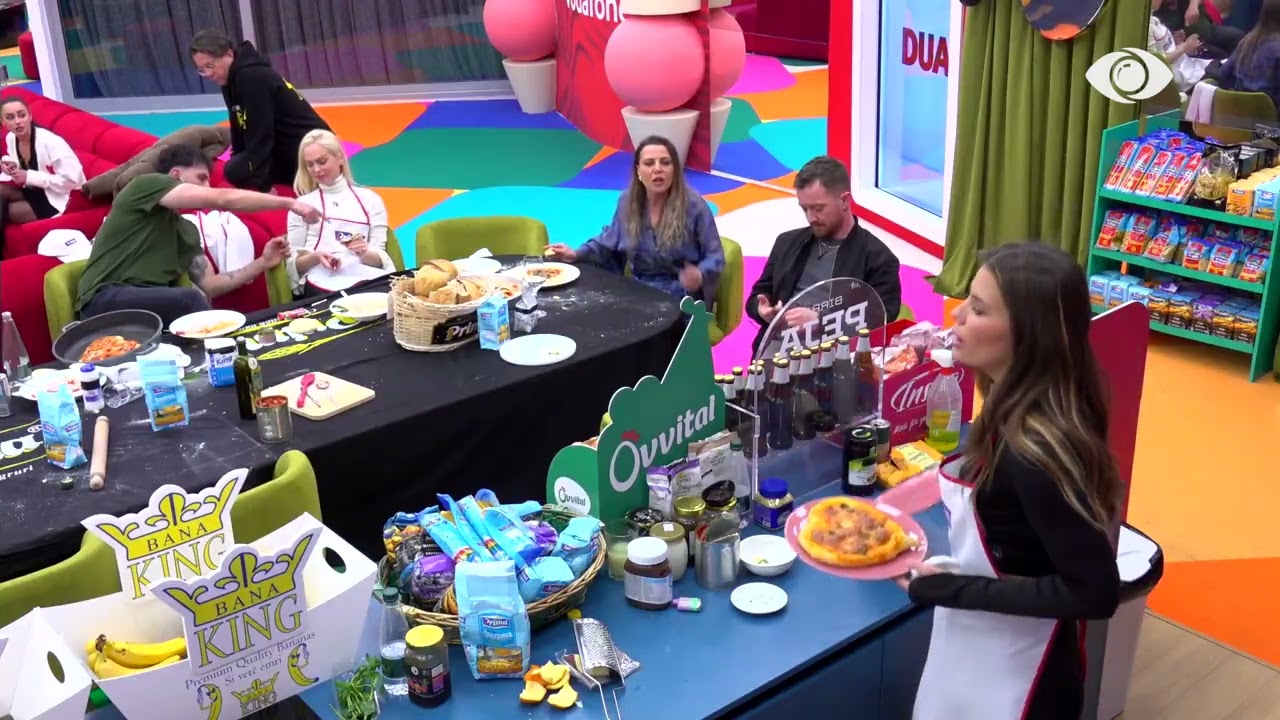 “Edhe djali im 12 vjeç e di historinë e Holokaustit”/ Gerta debaton me Valbonën