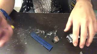 Whats inside a gizmo watch