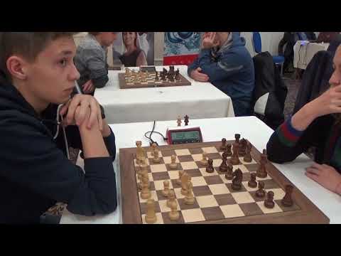 RAPID CHESS: GM Esipenko Andrey - GM Stefanova Antoaneta, London  system, PART I