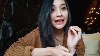 Download lagu REVIEW single yang berjudul MAMAH mp3