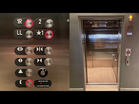 Otis Hydraulic Elevator @ 682 N Bank - Lake Forest, IL.