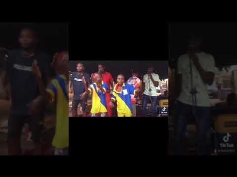 Ekaba by  the green Robinson imade