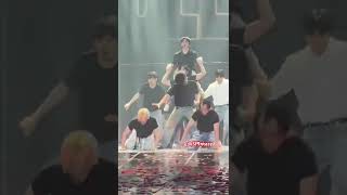 Amazing 👏🏻👏🏻👍🏻❤️#shorts #sf9 #kpop #concert #junglegame #lovedawn