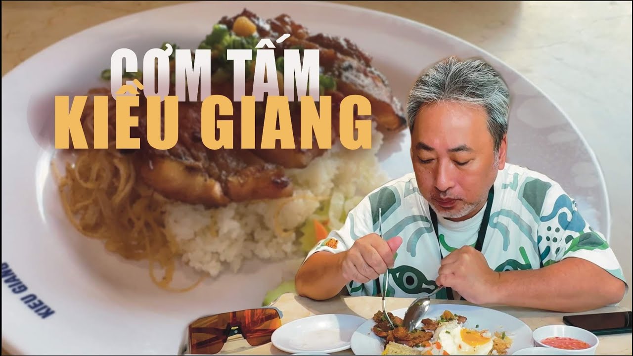 Com Tam in Saigon with Nguyễn Quang Dũng
