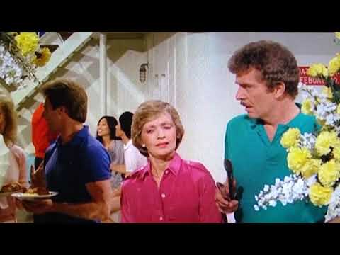 Florence Henderson & Robert Reed on The Love Boat