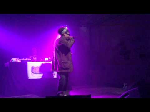 MOREVIBES VIDEO - Mykal Rose on stage @ leoncavallo 11-12-2010.MP4