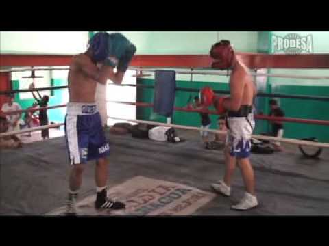 Guanteo Carlos Buitrago vs Jerson Ortiz - Boxeo Prodesa - 4 Sept 14